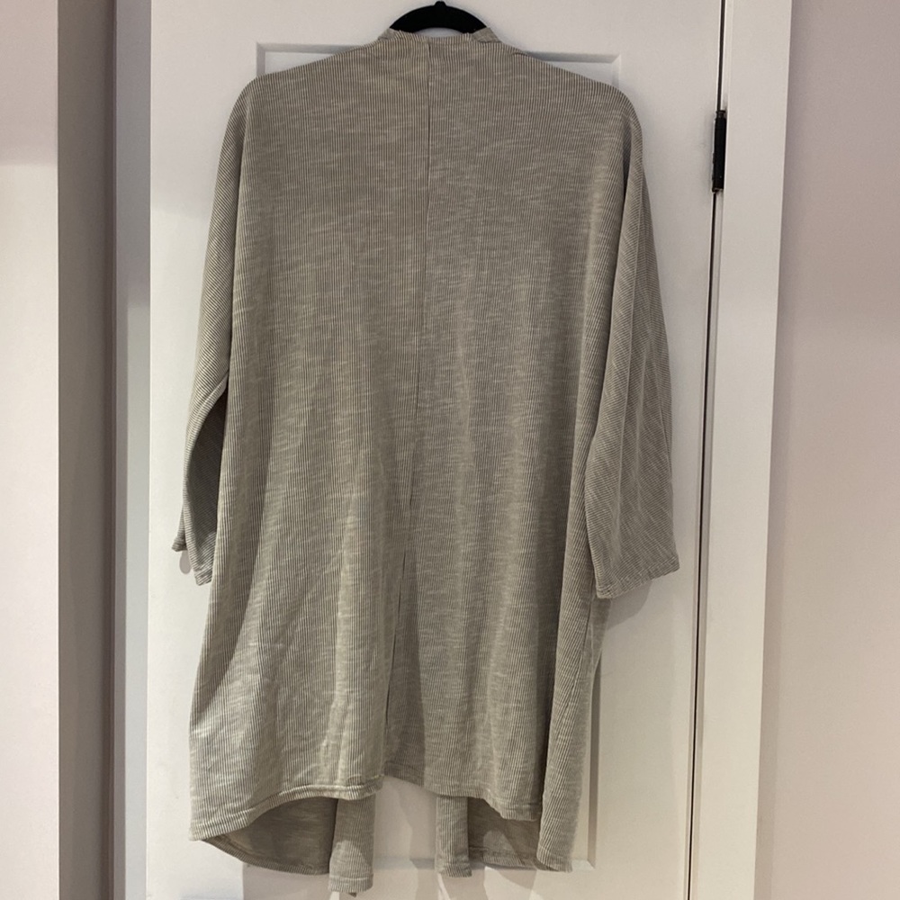 DONNI Ribbed Cardigan - Picture 9 of 12